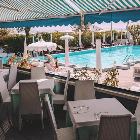 Hotel Monaco&quisisana 4*