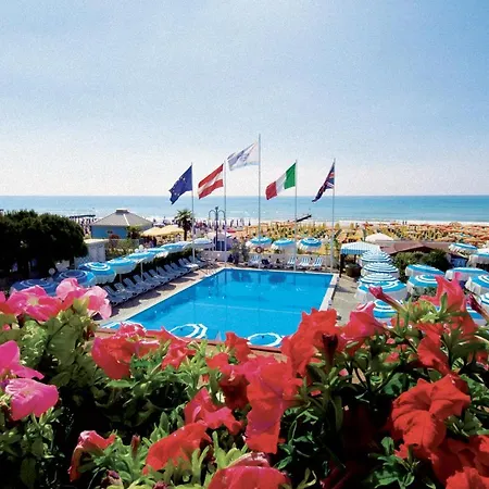 Hotel Monaco & Quisisana 4*