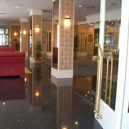 Monaco & Quisisana Hotel 4*